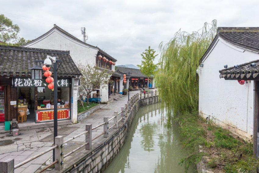 新股民如何炒股？新股民的入市法则是什么？游戏画面